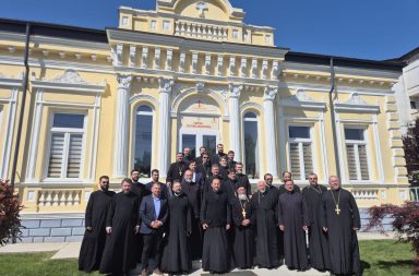 Adunarea Generală a Federației Filantropia, desfășurată la Huși, a reunit reprezentanții organizațiilor membre din întreaga țară